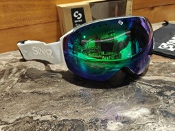 UNI LYŽIARSKE OKULIARE SINNER EMERALD MATTE WHITE